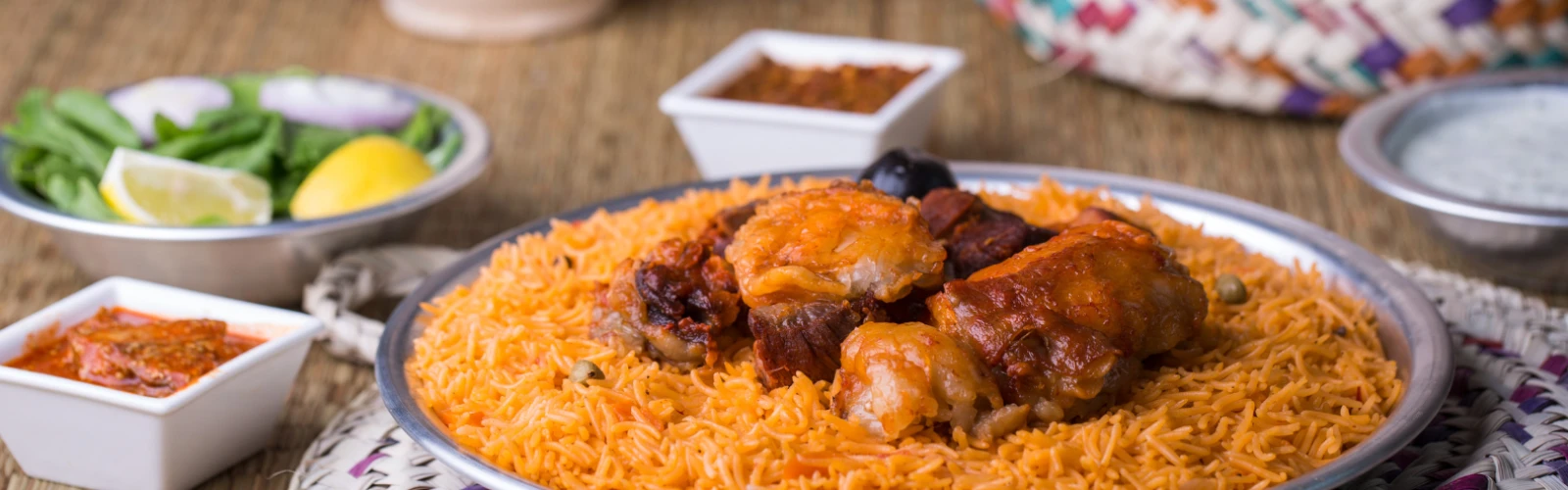 Where to Eat Around Bneid AlQar: Best Restaurants and Cafés Near Your Stay