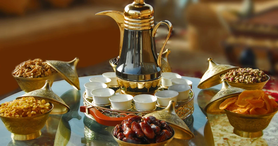 Where to Eat Around Bneid AlQar: Best Restaurants and Cafés Near Your Stay