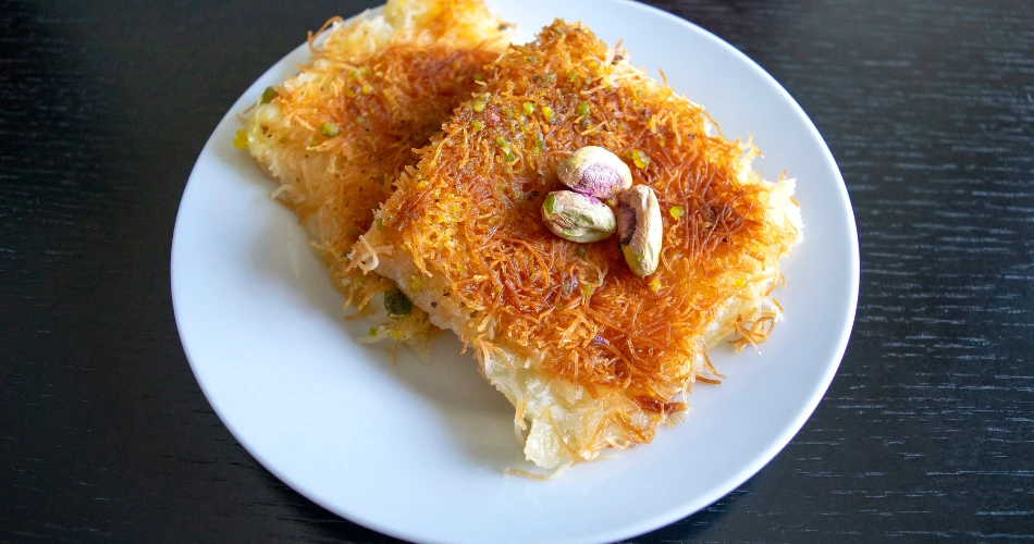 Where to Eat Around Bneid AlQar: Best Restaurants and Cafés Near Your Stay